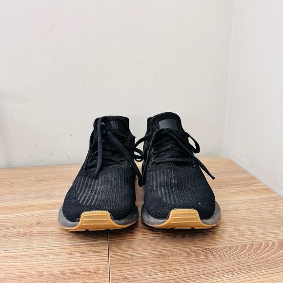 Adidas Swift Run 1.0 Black Sneakers Mens Size 9.5 main image 7